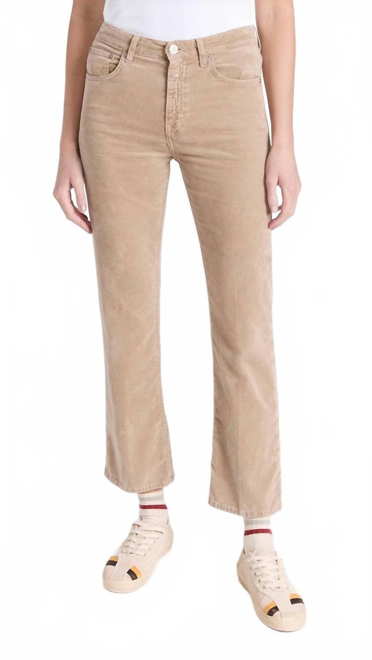 NEW CLOSED baylin jeans in cement